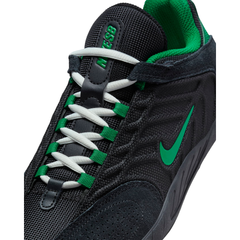 Nike SB Vertebrae Skate Shoe Black / Malachite