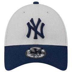 New Era 39THIRTY New York Yankees StrapBack Bone /  Navy