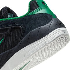 Nike SB Vertebrae Skate Shoe Black / Malachite