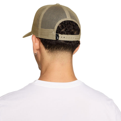 Nike Rise Swoosh Trucker Beige