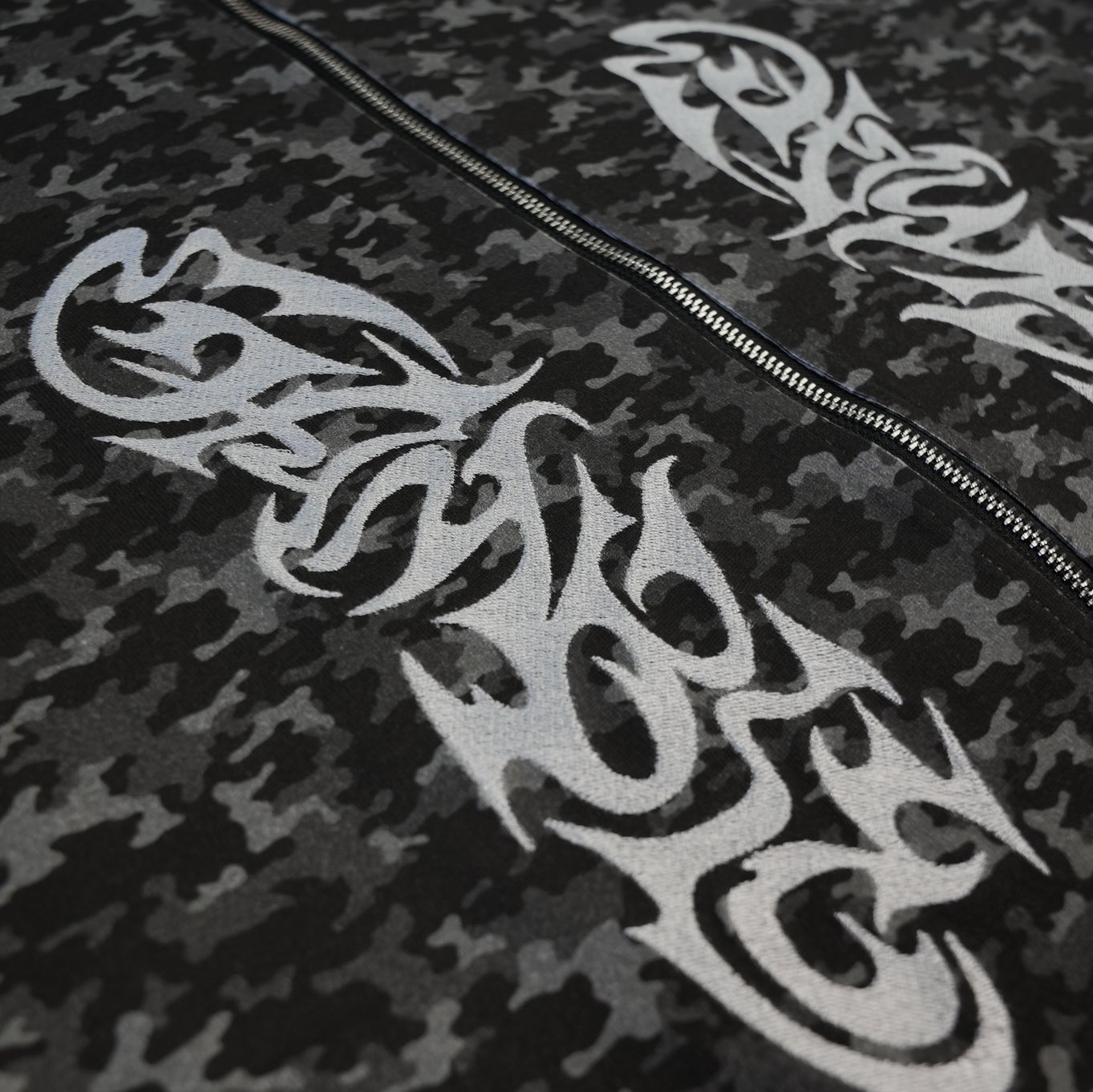 Gamble Camo Zip-Up Short Sleeve