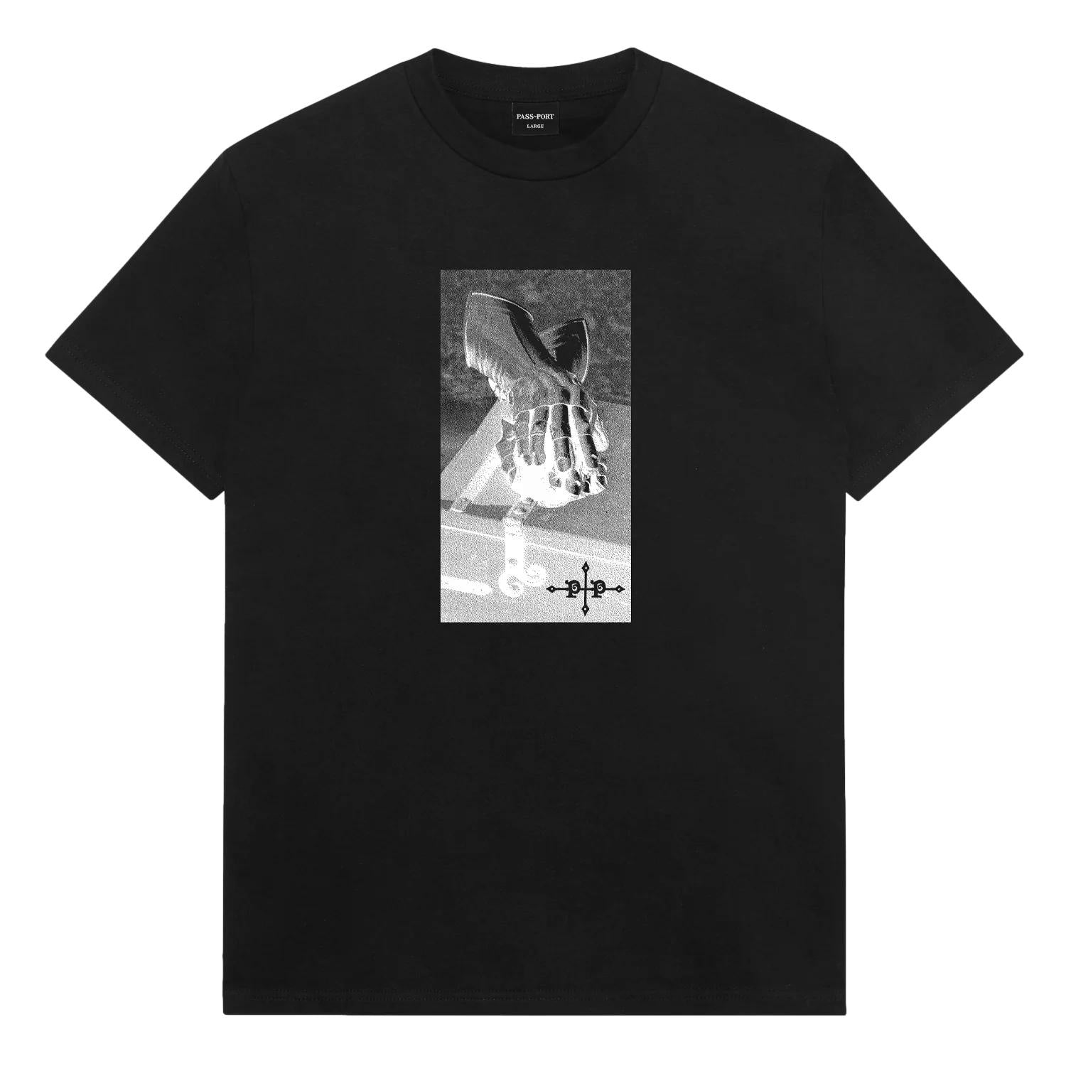 Pass-Port Gauntlets T-Shirt Black