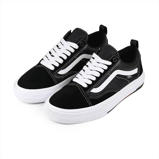 Vans Skate Old Skool Wafflecup Skate Shoe Black / White