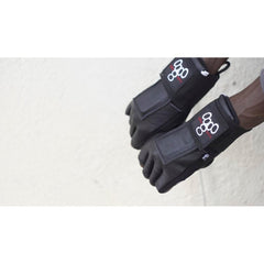 Triple 8 Hired Hands Wrist Guard - Da Klinic Online | Skate Specialists